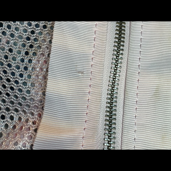 Lululemon Go Lightly Bag Wamo Camo Barely Pink - Picture 11 of 11